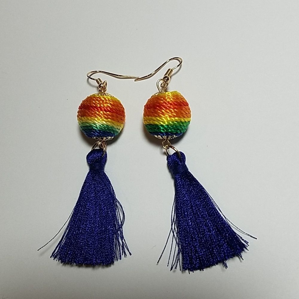 NWT Rainbow Earrings w/blue Tassel